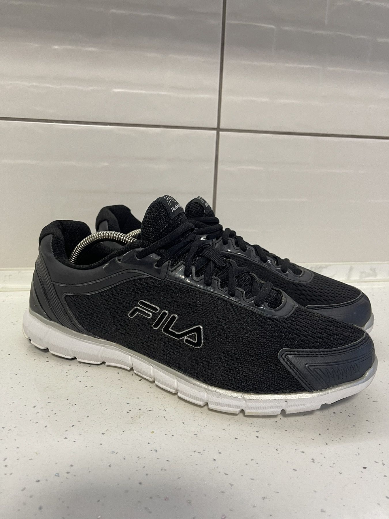 Беговые кроссовки fila. оригинал. Кросівки бігові FILA 44р