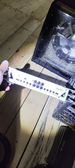 Усилители и сабвуфер в авто