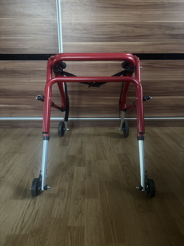 Sprzadam chodzik dla dziecka