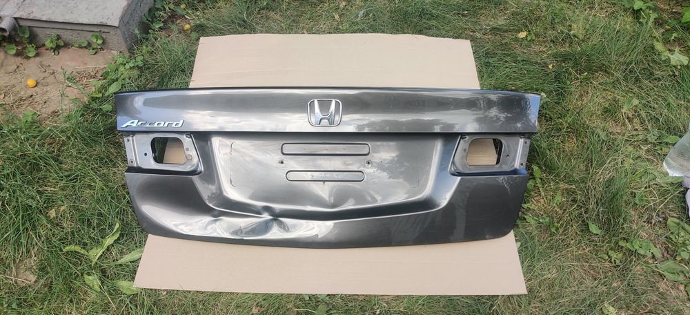 Кришка багажника Honda Accord 8