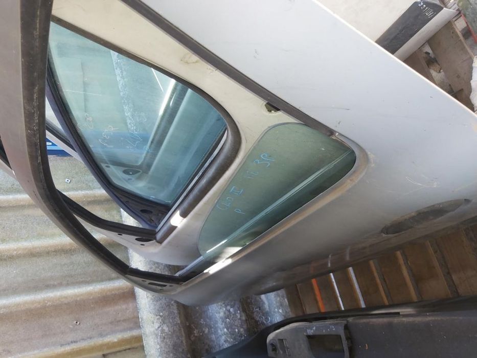 Porta Esquerda Renault Clio 3P