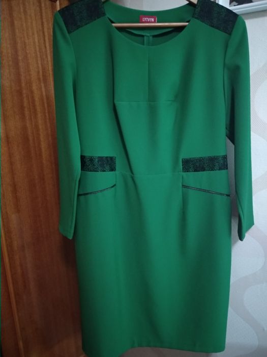 Красивое женское платье,нарядное