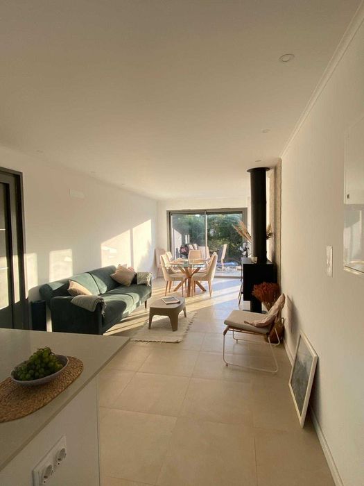 Casa Moderna para Alugar – Condomínio Praia Grande, Porto Covo
