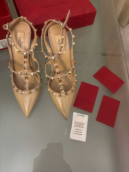 Sapatos valentino garavani