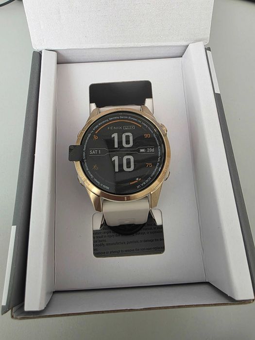Garmin Fenix 7s pro Sapphire Solar