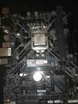 Płyta główna w raz z procesorem ( Intel 5-9600k )