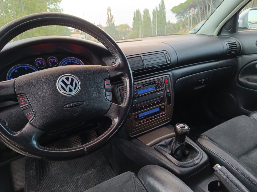 VW Passat Highline 1.9TDI 130cv - Nacional - 2002