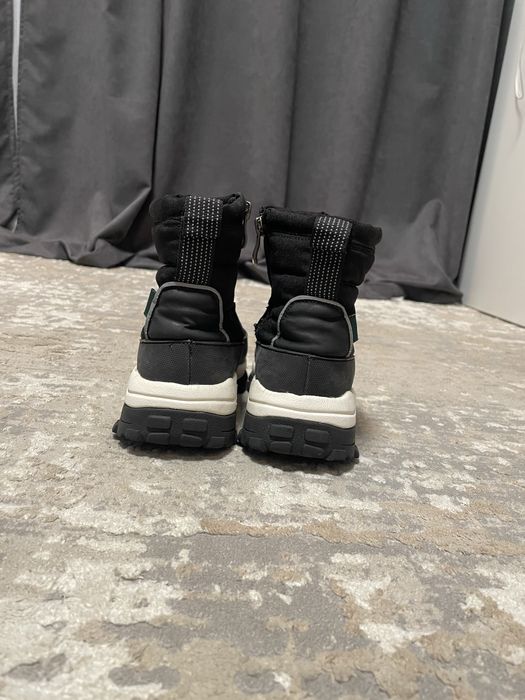 Продам зимове взуття Zara для хлопчика