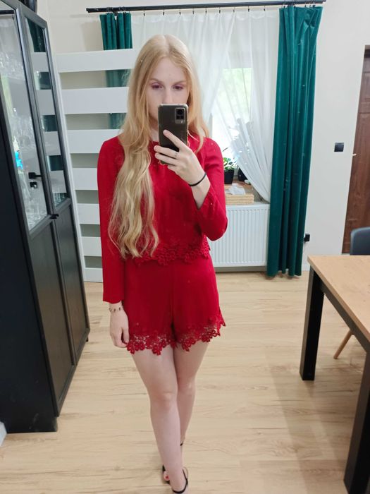 Czerwony kombinezon – Zara – rozmiar 34