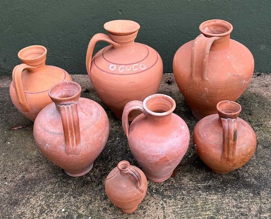 Bilhas antigas, cantaros com pega, barro tradicional