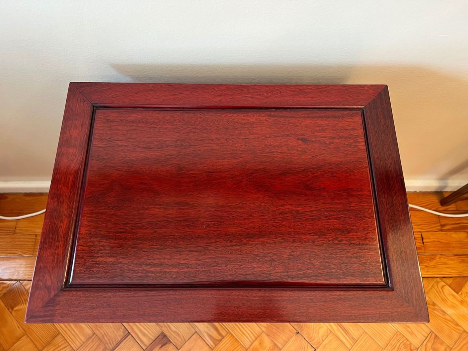 Conjunto de 4 mesas mãe de apoio de madeira