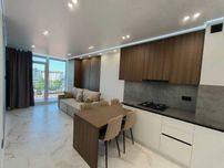Продається 2к квартира в ЖК Family Plaza, 6 корпус, авторський ремонт
