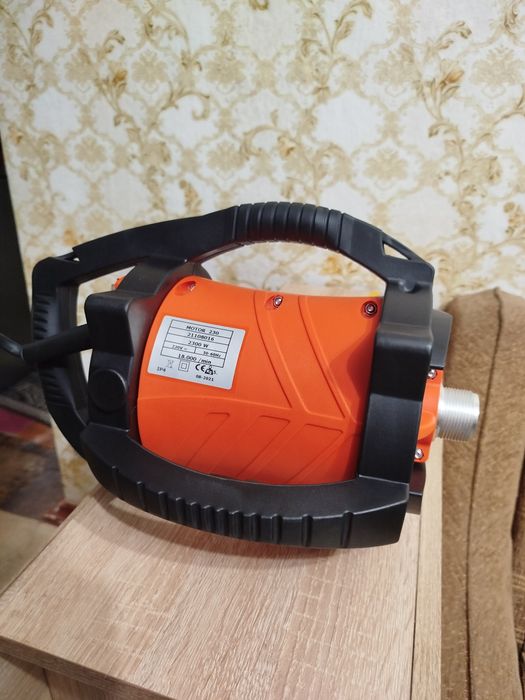 Глибокий вібратор для бетону Dingo