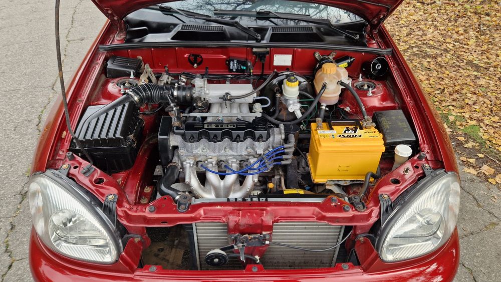 Автомобиль Daewoo lanos 1,5 с газом