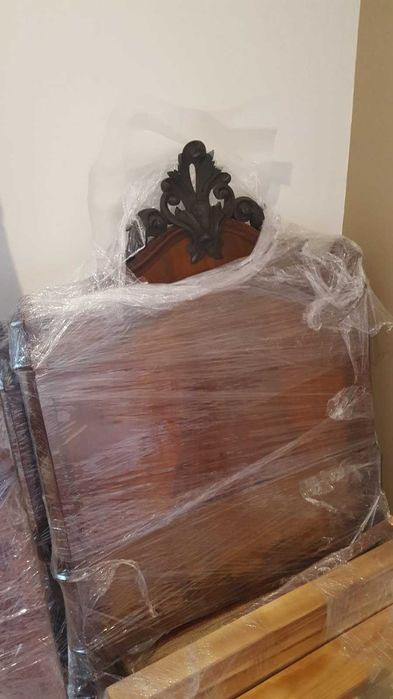 Cama de solteiro vintagw