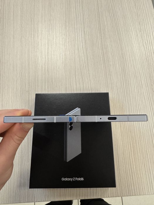 Samsung Galaxy Z Fold 6