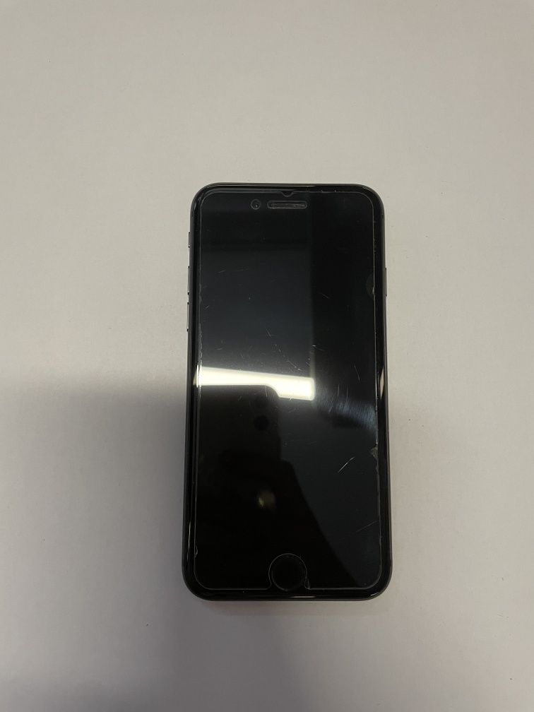 Iphone 8 black 64GB [Białystok] + ładowarka indukcyjna
