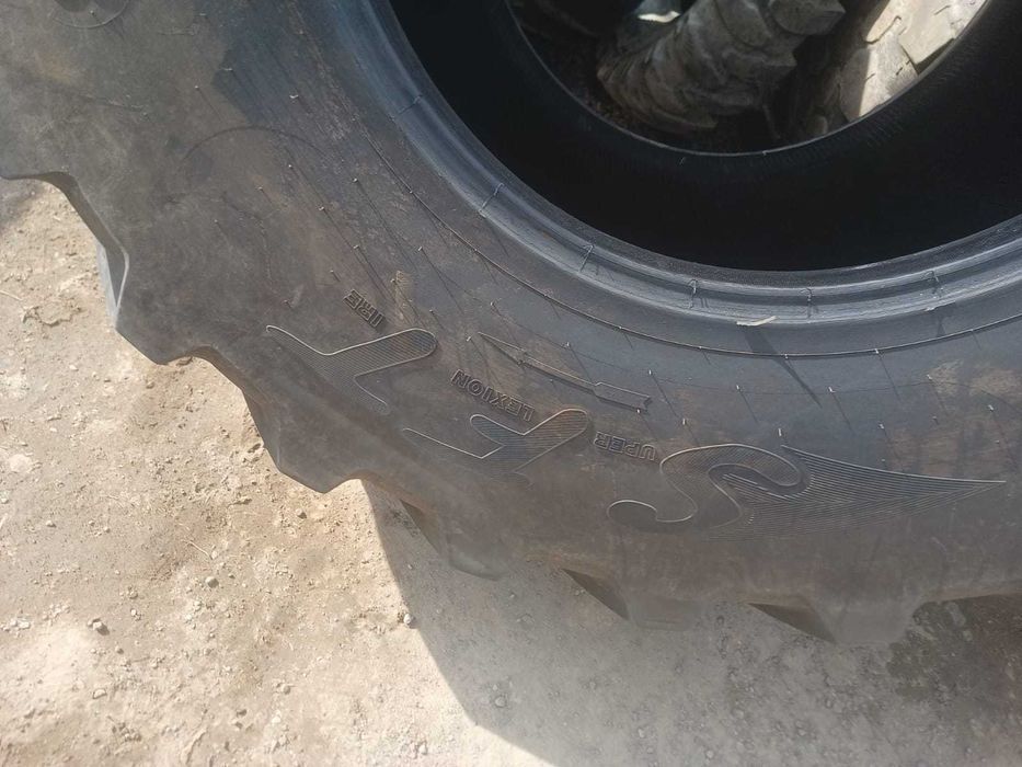 Opon rolnicza 800/70R32 Mitas kombajn Claas Fendt John Deere Case