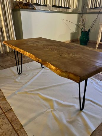 Stół z litego drewna sosnowego