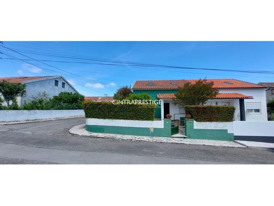 Moradia em Casal da Mata, com 3 quartos, escritório e anexo multius...