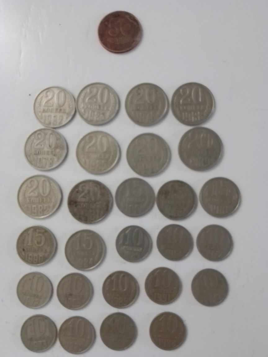 Продам вражеские монеты)))