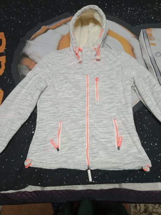 Лижна жіноча куртка