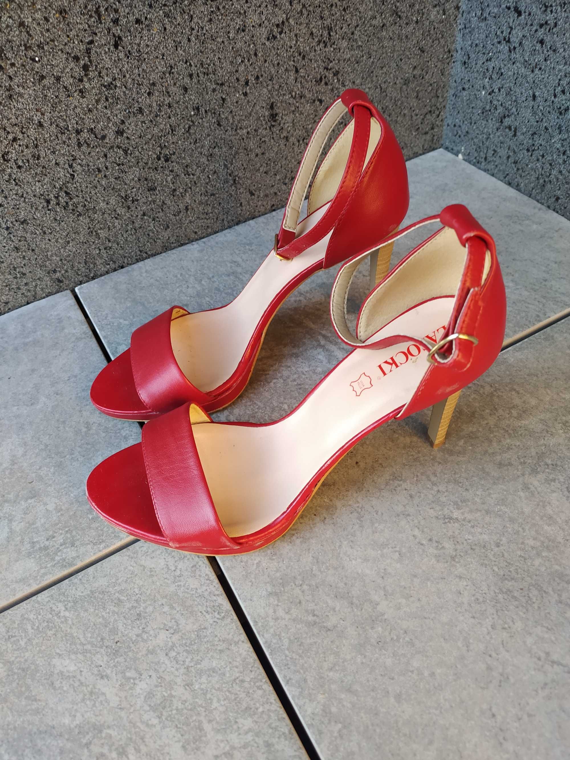 Czerwone damskie szpilki Lasocki buty sandały 37,5