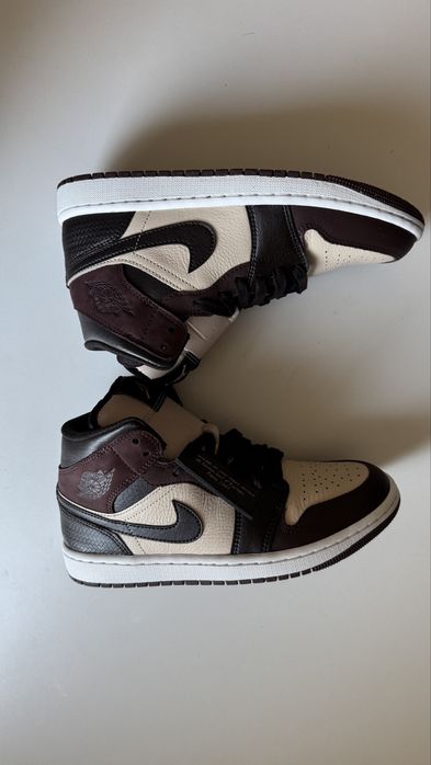 Nike Air Jordan 1 Mid Velvet Brown Paris YMCA rozmiar 40 wkładka 25 cm