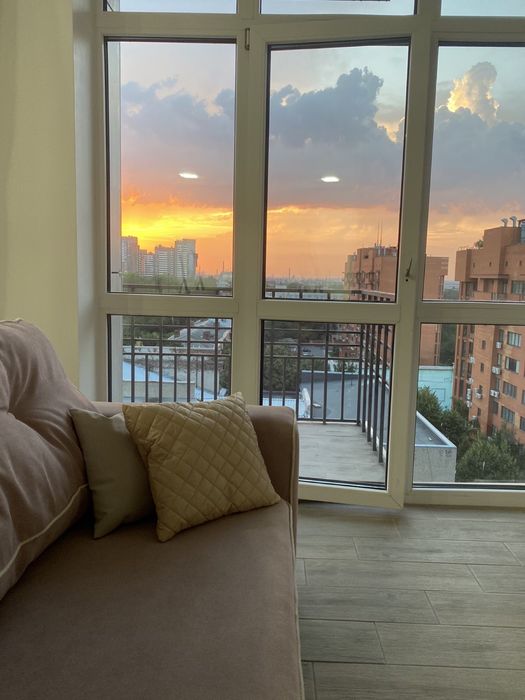 Сдам студию в центре