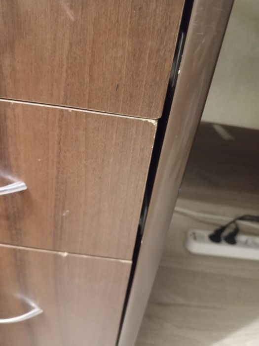 Угловые компьютерные столы