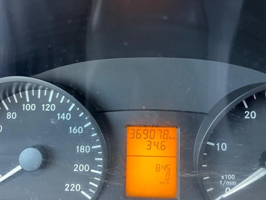 Mercedes Vito V639 + komplet kół zimowych
