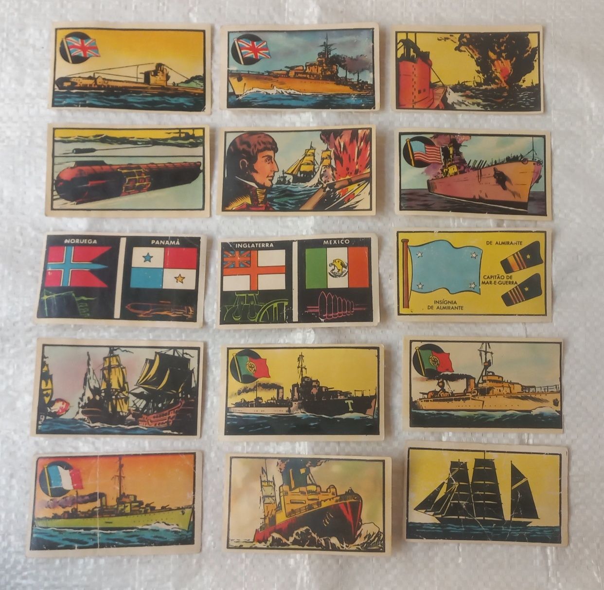 Lote de 257 cromos, esquadras de guerra, anos 50.