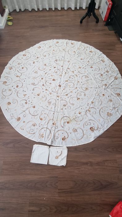 Toalha de mesa redonda bordada à mão  2m diâmetro Toalha diâmetro
