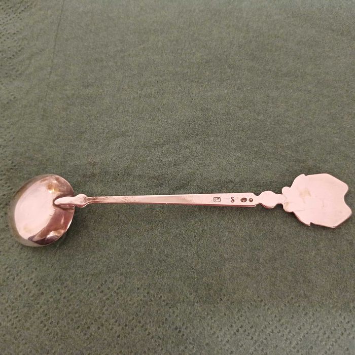 Srebrna łyżeczka.Rytosztuka.