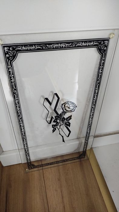 Szyba nagrobek pod znicze