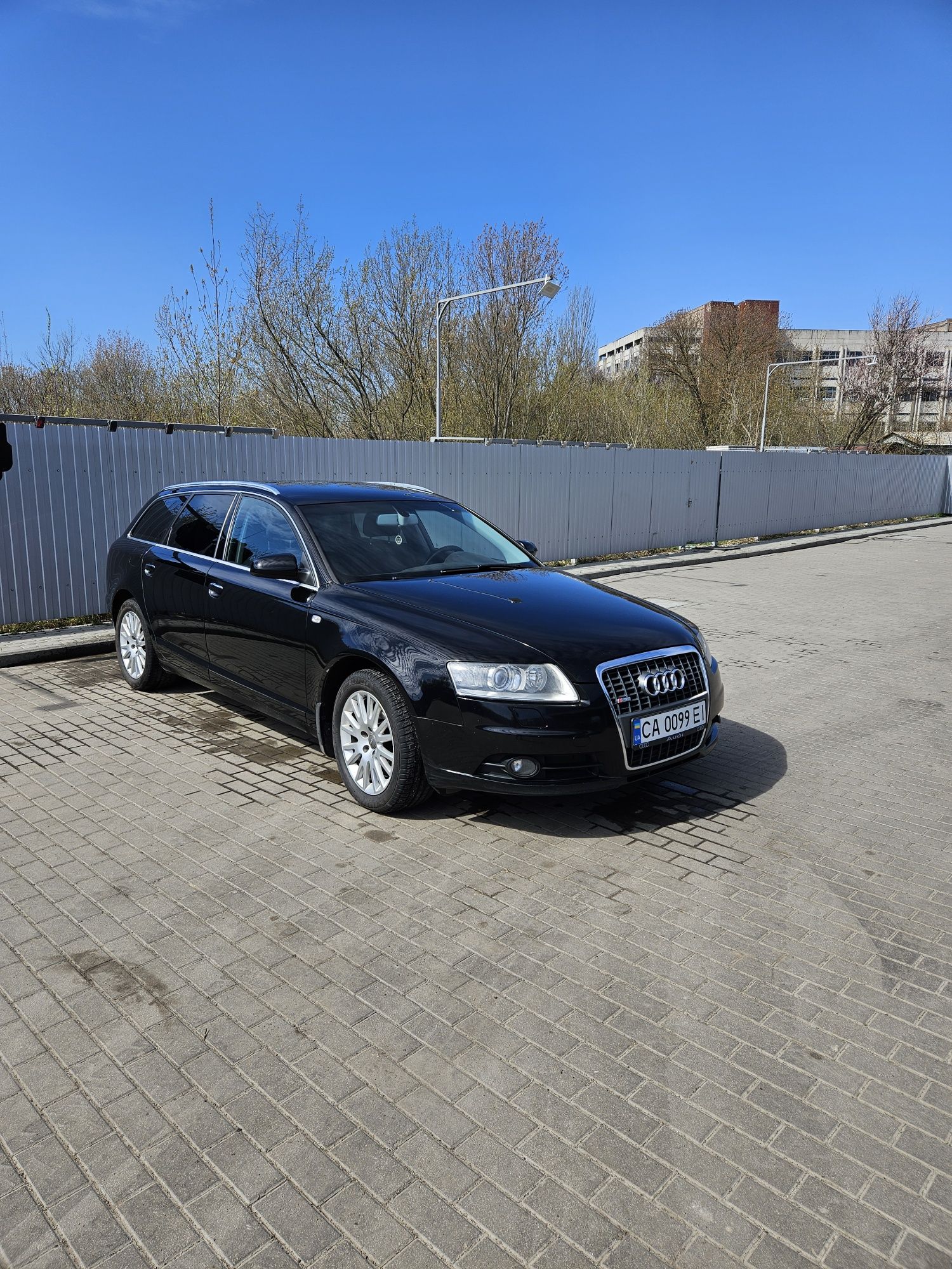 Продам AUDI A6 C6