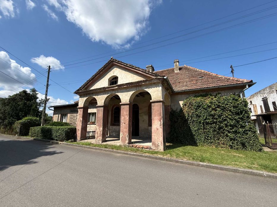 Na sprzedaż dom z dużą działką (18 arów) – Tułowice, ul. Zamkowa