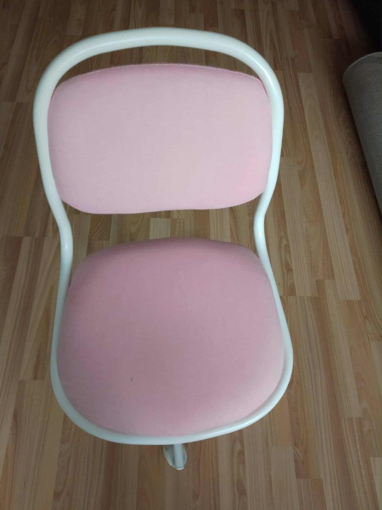 Dziecięce krzesełko biurkowe Ikea Orfjall Pink