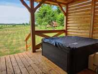 Domki nad stawem. Sauna, Jacuzzi, basen