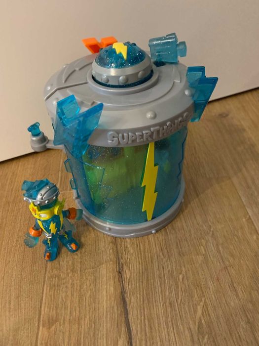 Zings Super Things Sekretna Baza Kazoom Power Tajna + figurka i akceso