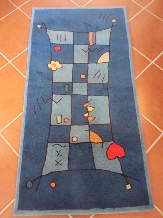 Tapete azul para quarto
