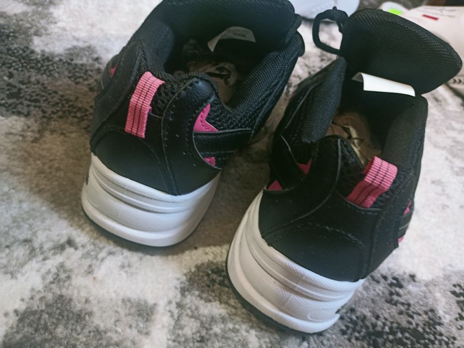 Buty damskie skórzane do biegania