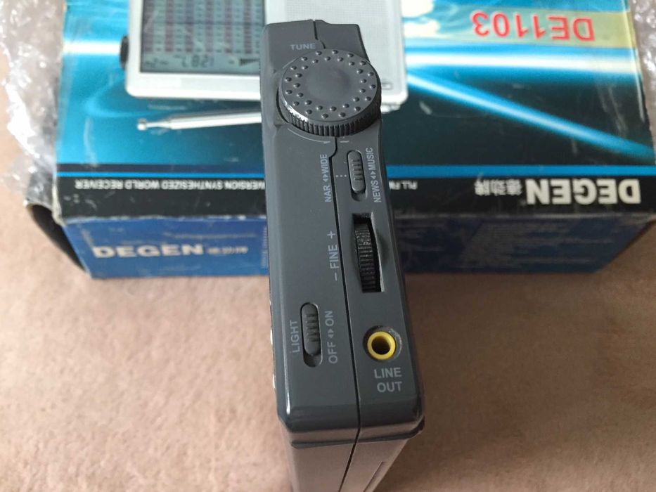 Всехвильовий радіоприймач Degen 1103 DE, PLL