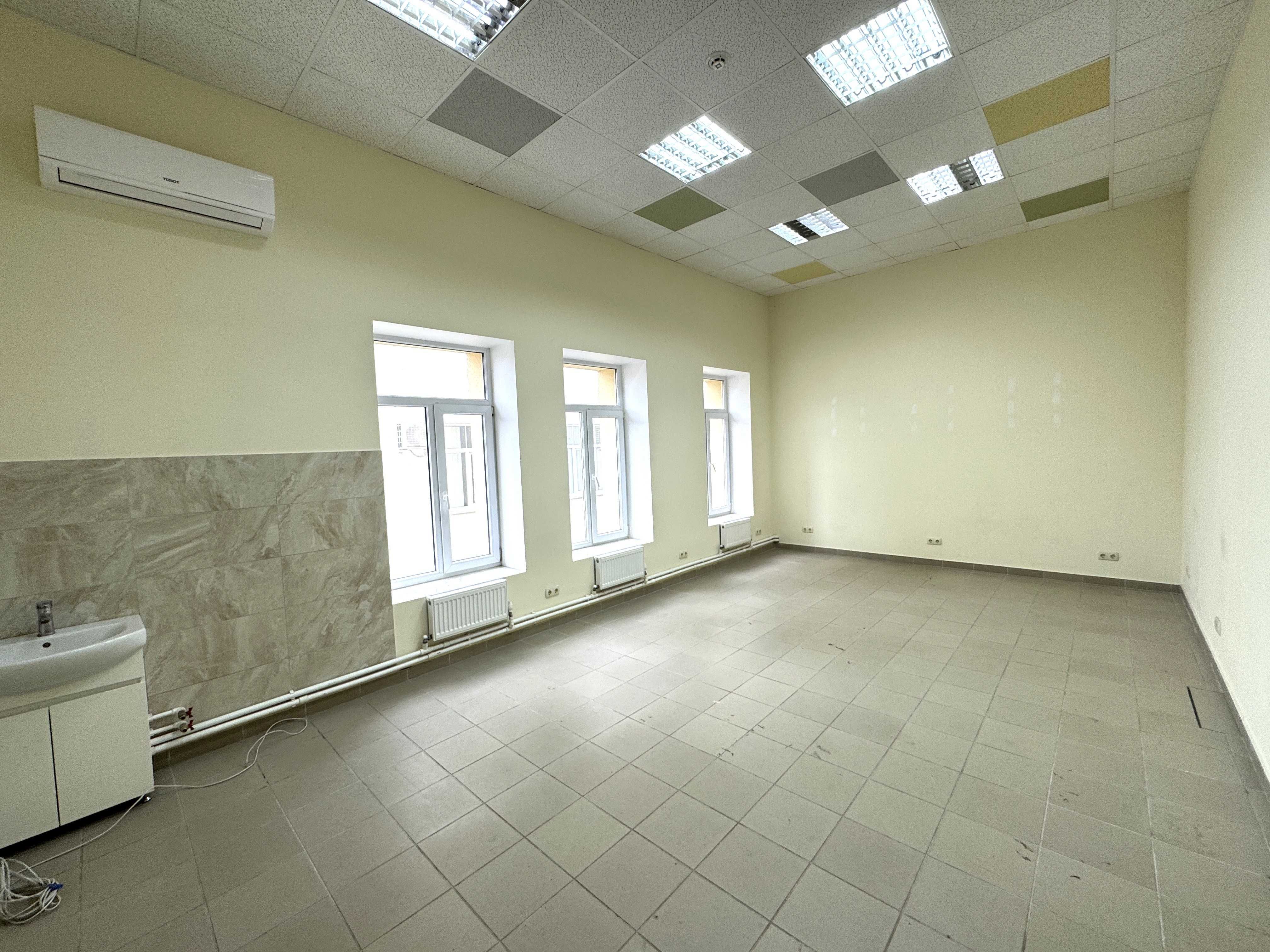 Приміщення в центрі