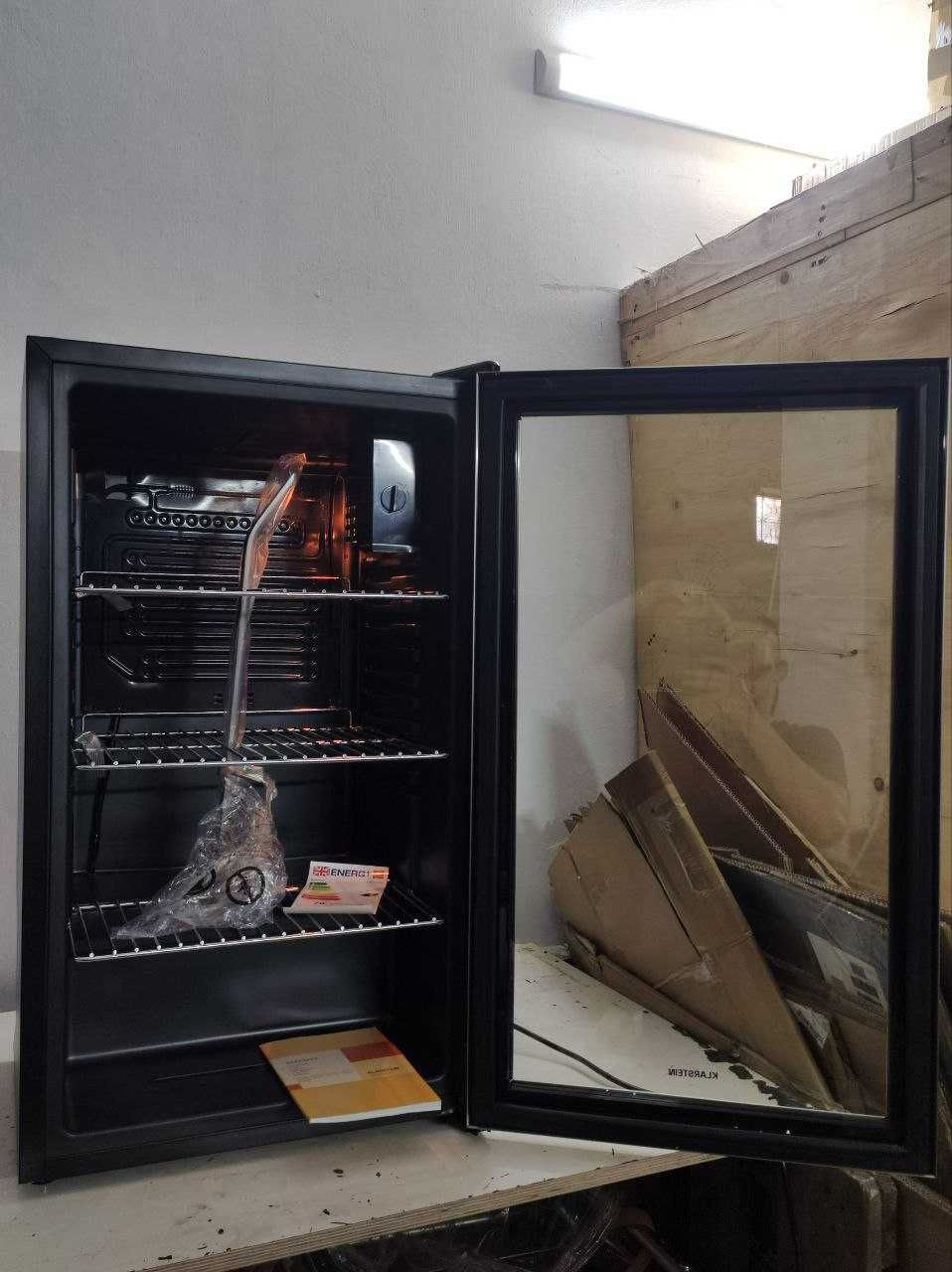Холодильник мини бар витрина для напитков Klarstein Beersafe XXL