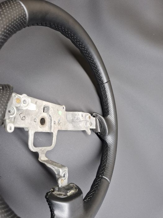 Кермо Мазда 6 обмін