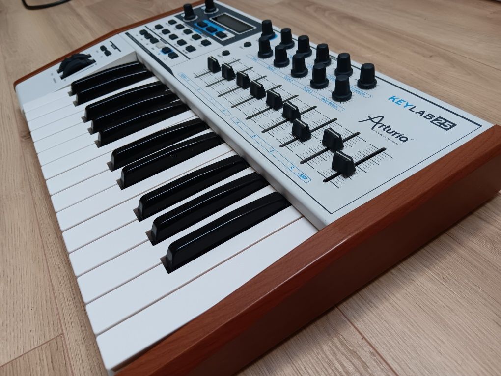 Arturia Keylab 25