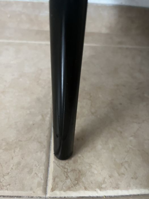 Mesa de Cabeceira IKEA