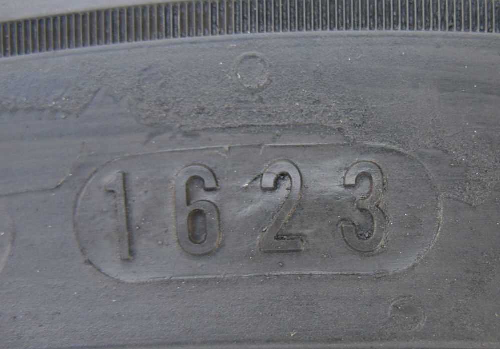 Opony 235/45r17 Nexen 2023r 8mm XL Cena za 2szt
