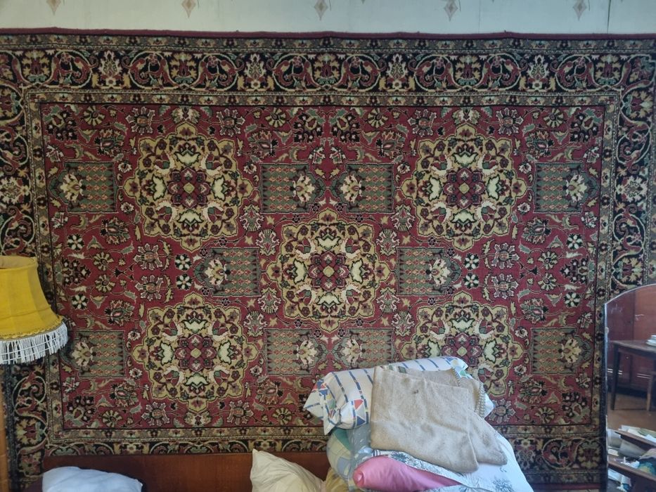 Коври килим вживані